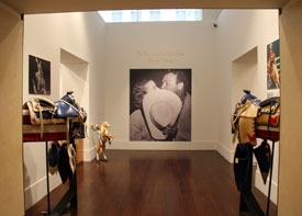 Enterance to auction preview